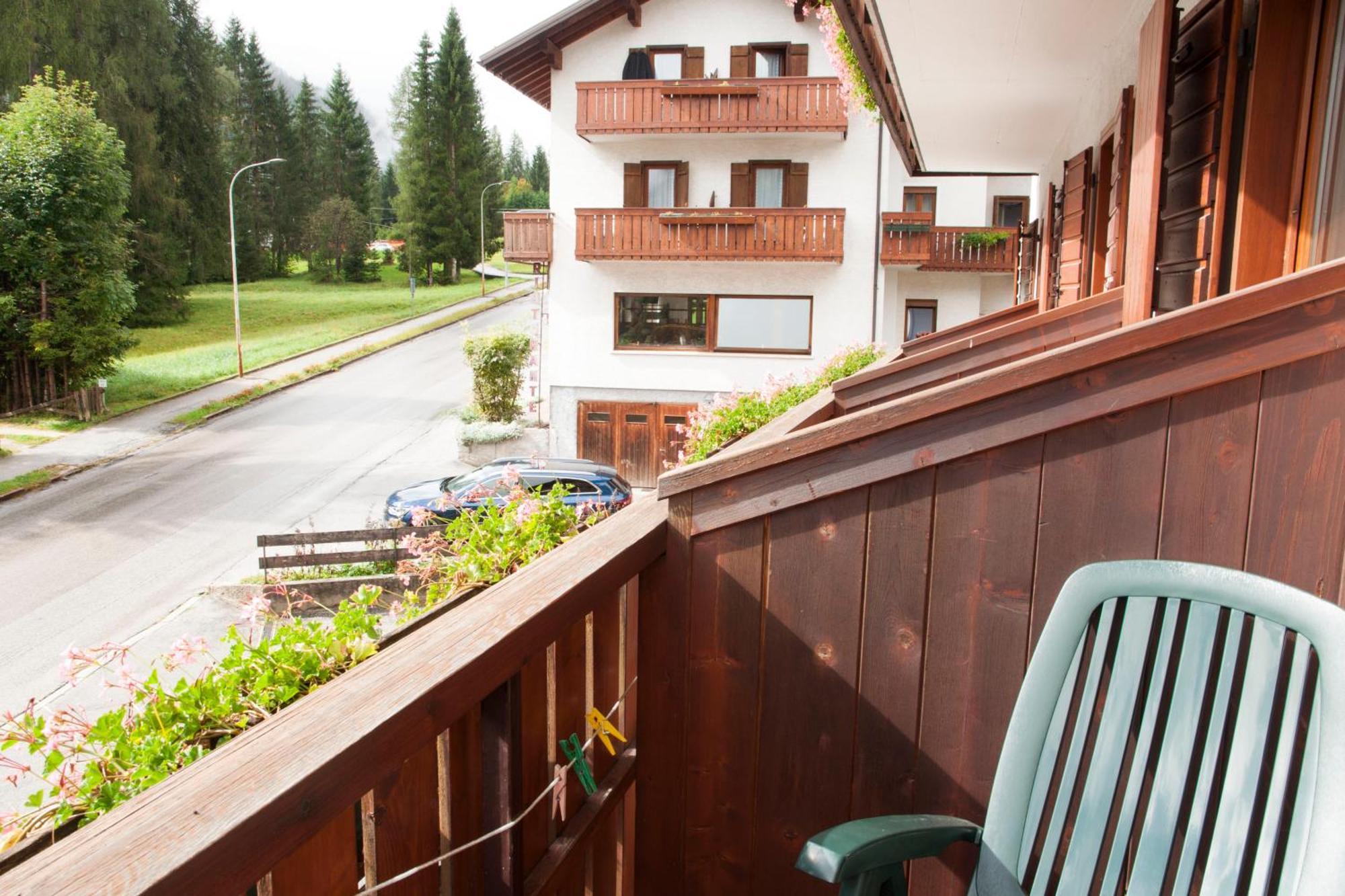 Garni Mariolina Bed & Breakfast Falcade Luaran gambar