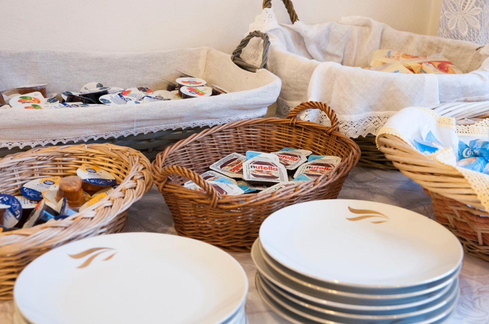 Garni Mariolina Bed & Breakfast Falcade Luaran gambar