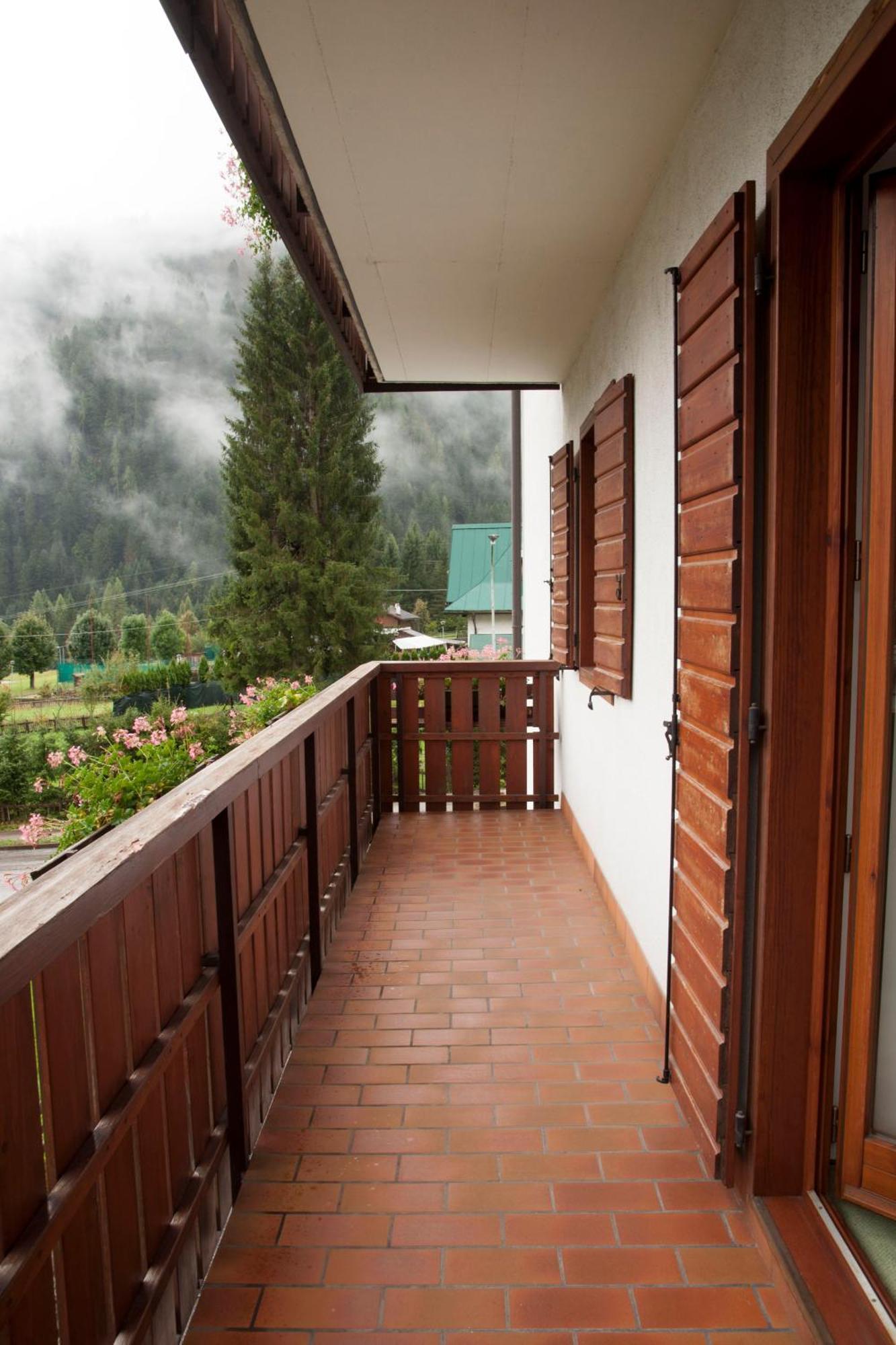 Garni Mariolina Bed & Breakfast Falcade Luaran gambar