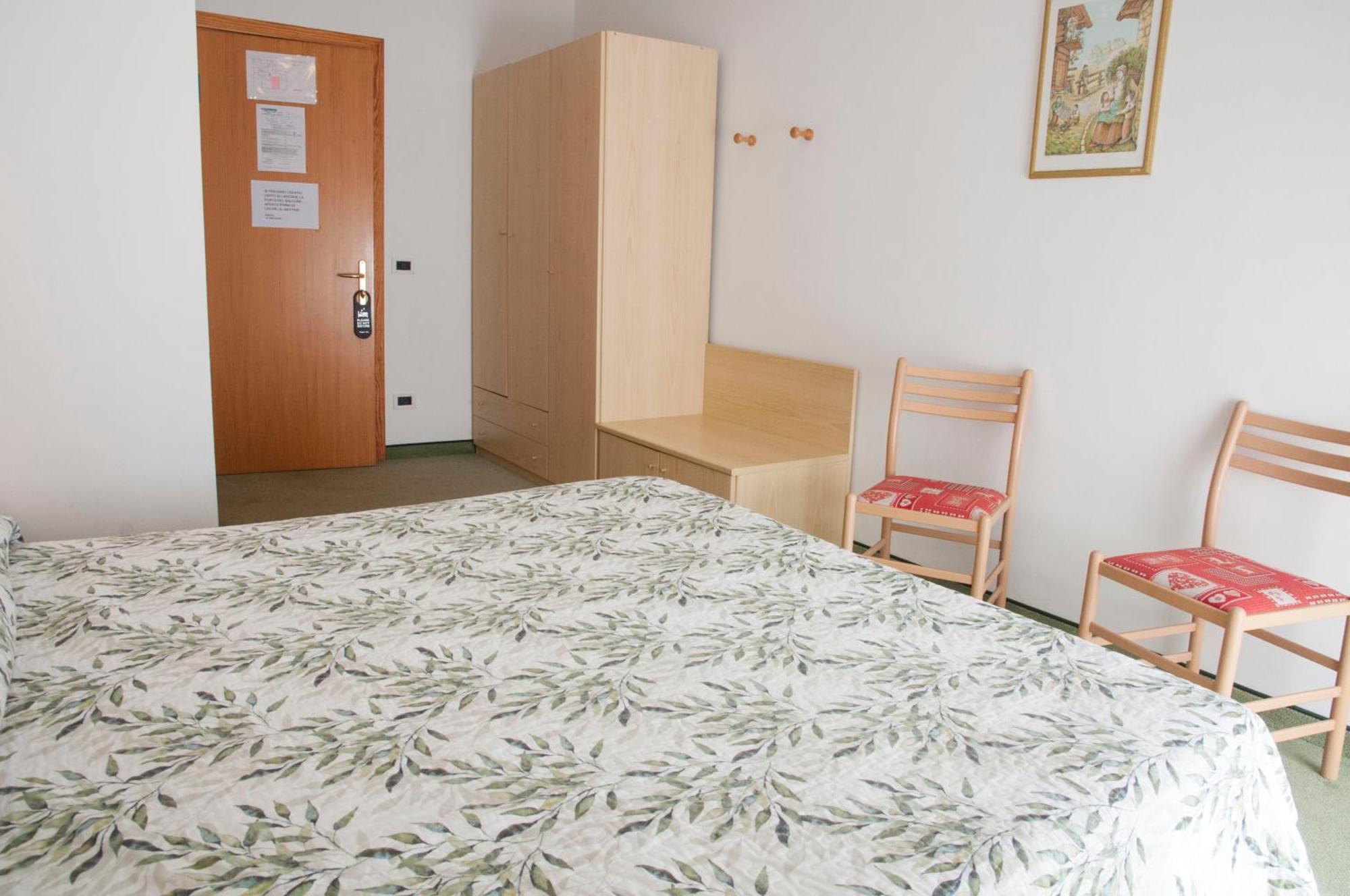 Garni Mariolina Bed & Breakfast Falcade Luaran gambar
