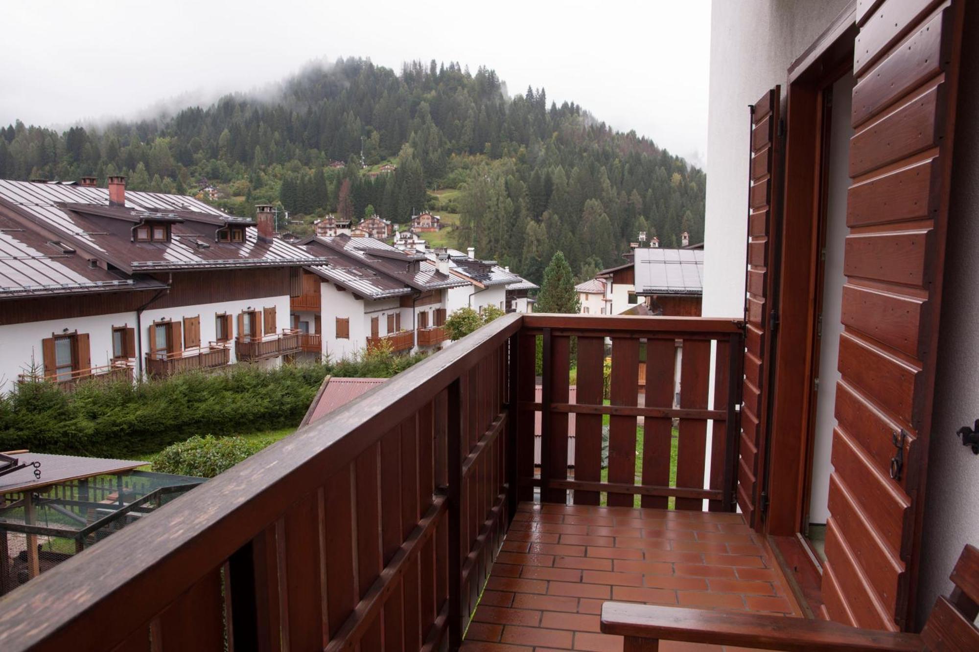 Garni Mariolina Bed & Breakfast Falcade Luaran gambar