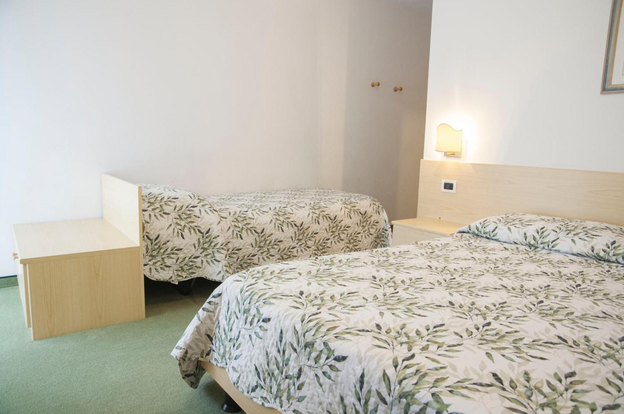 Garni Mariolina Bed & Breakfast Falcade Luaran gambar